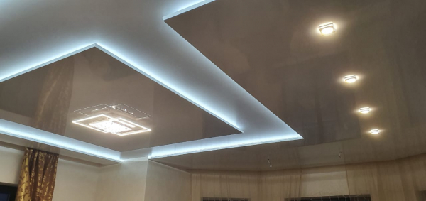 Потолок с подсветкой